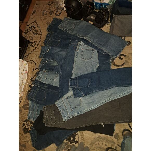 16 Pairs of Unisex 36 waist by 32/34 Length Mostly Rustler Brand - Picture 2 of 12